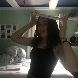 Meet your Posher, Sierra